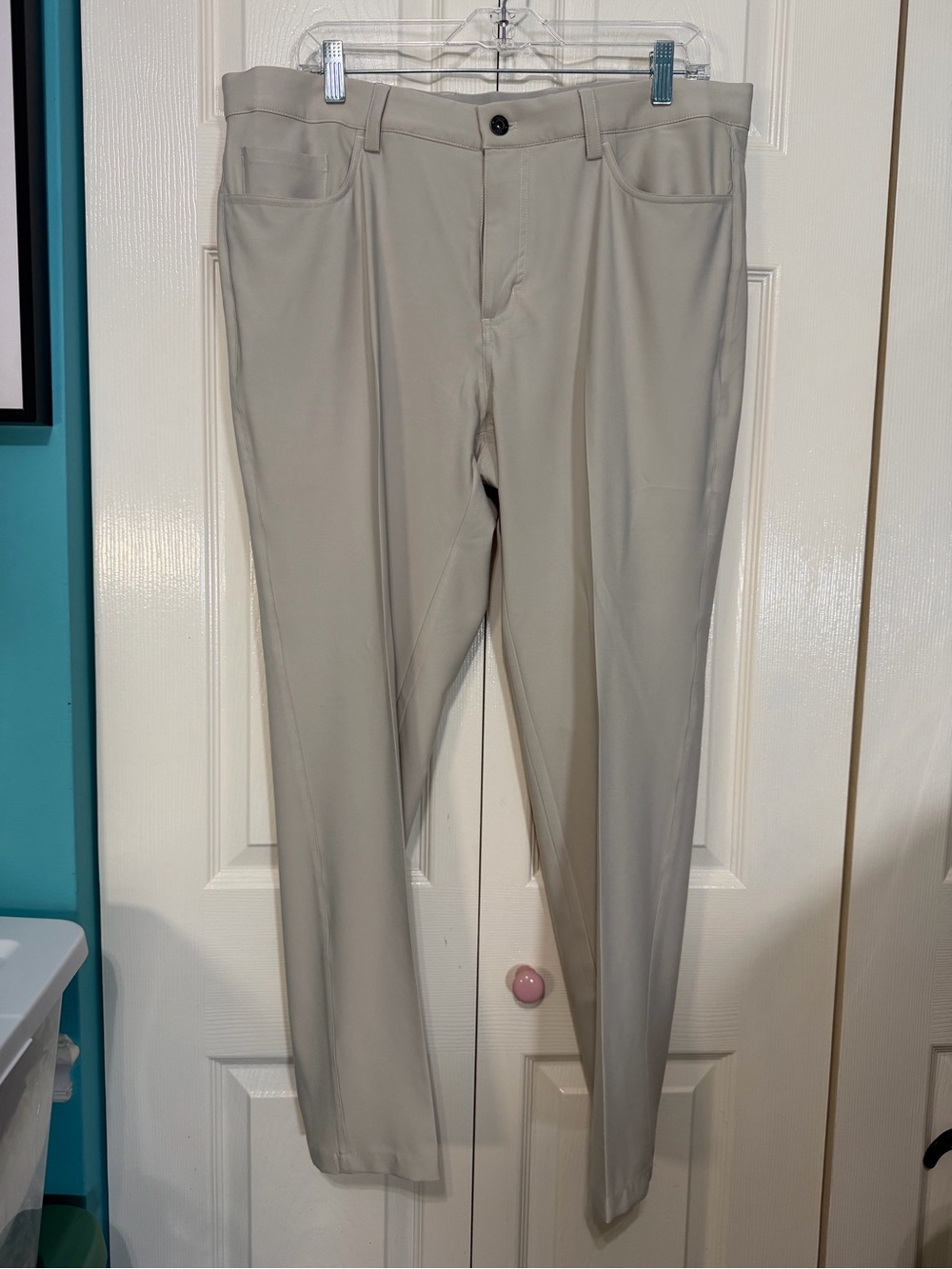 Greg Norman golf pants Men's Classic Stretch Dress Pants - Light Beige